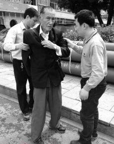 谁爆料曹文轩的视频最新,揭秘文学大师的幕后故事